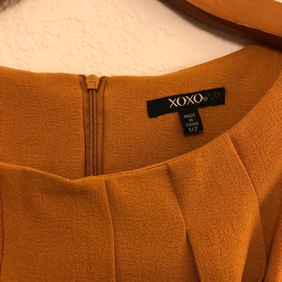 XOXO  Dress - Picture 2 of 4